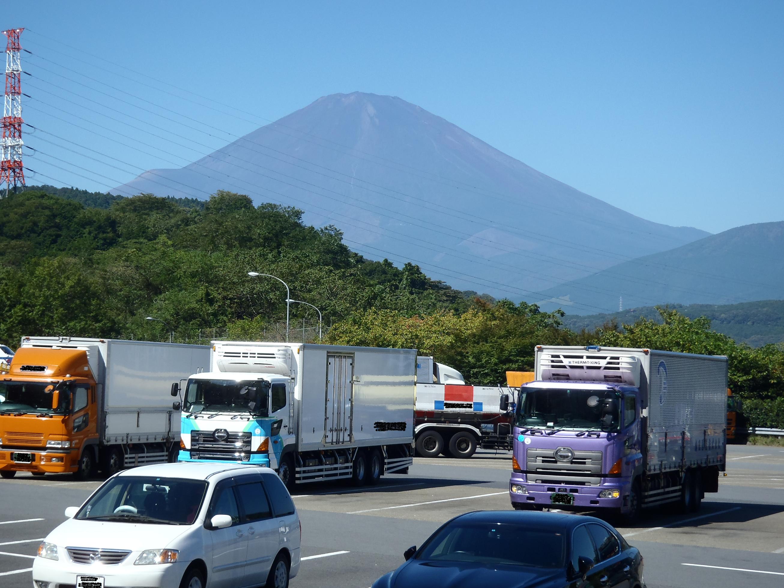 鮎沢PAから見た富士山