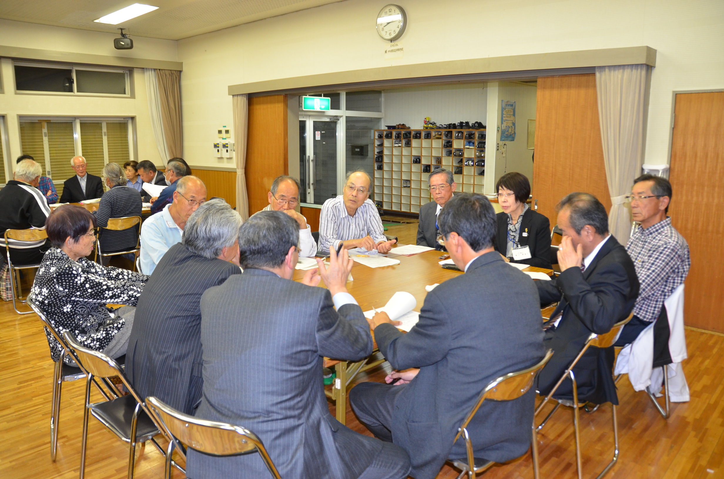 議会報告会の写真