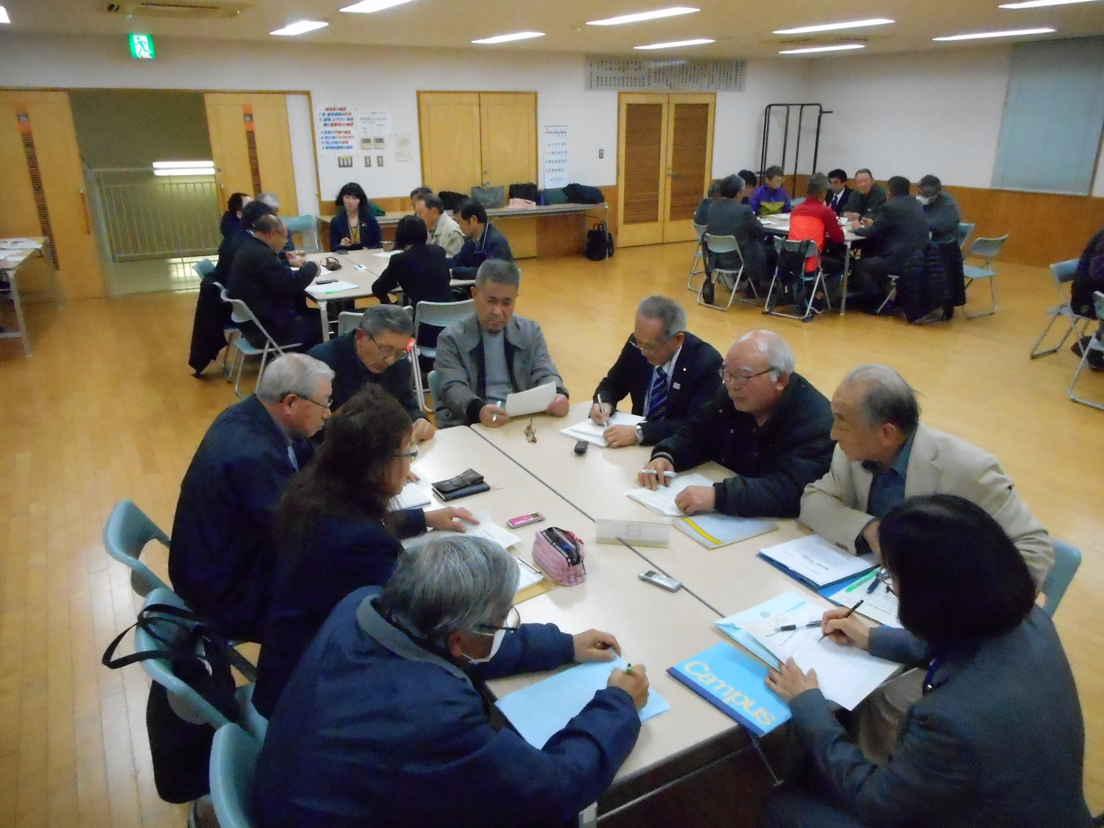 議会報告会の写真2