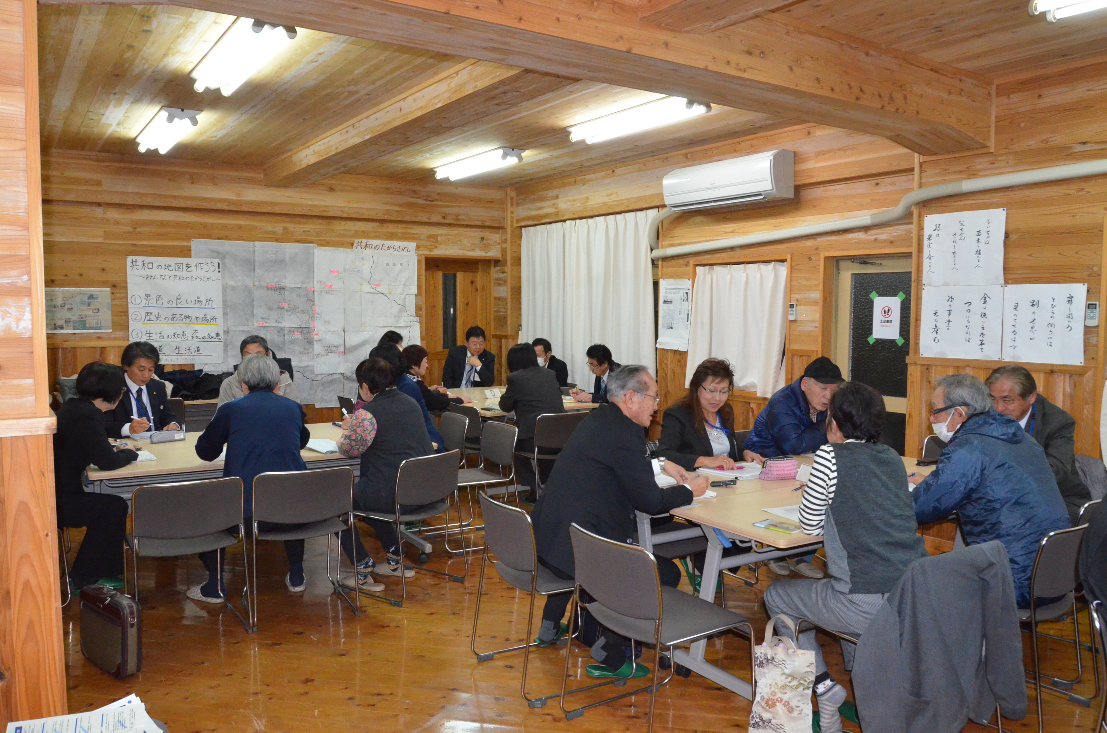 議会報告会の写真4